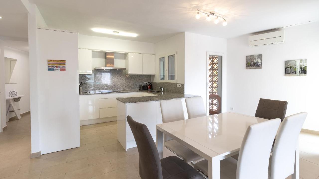 Modern 2 Bedroom Apartment 100 M From The Beach Javea Luaran gambar